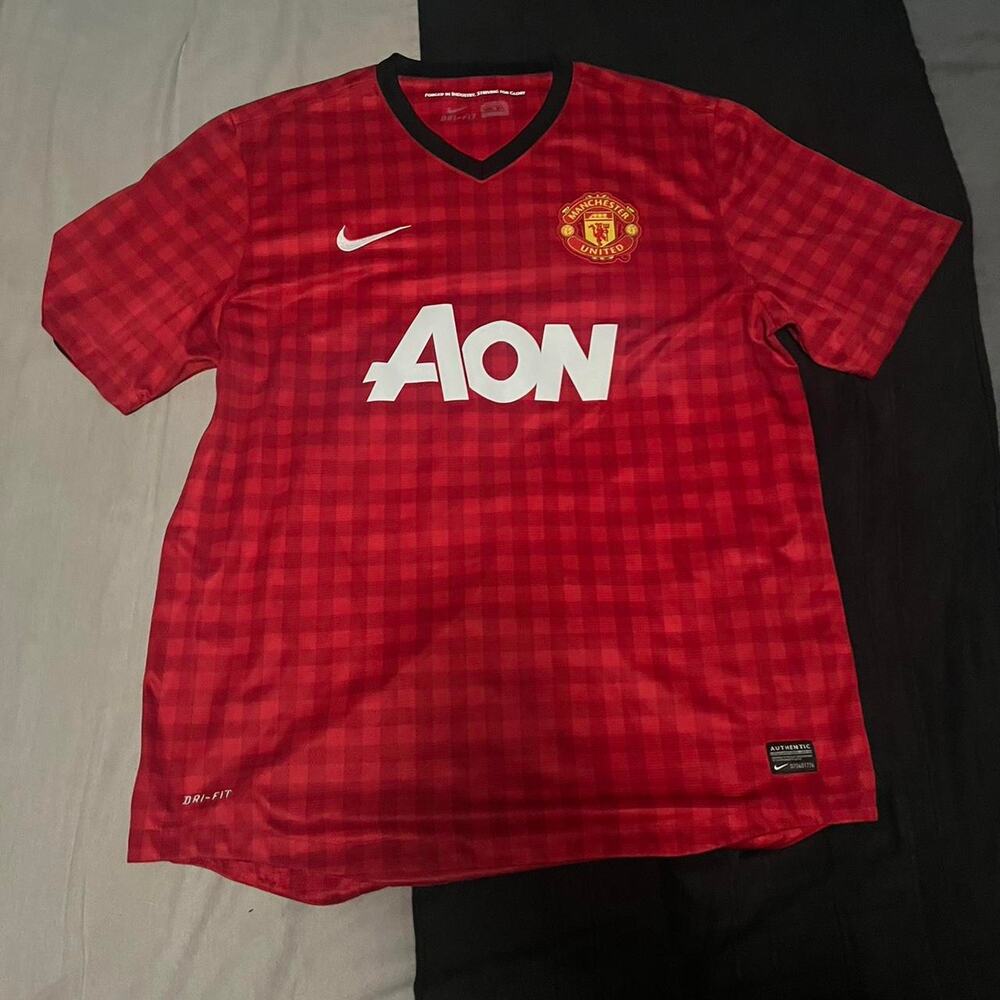 Manchester united 2012/2013 home shirt